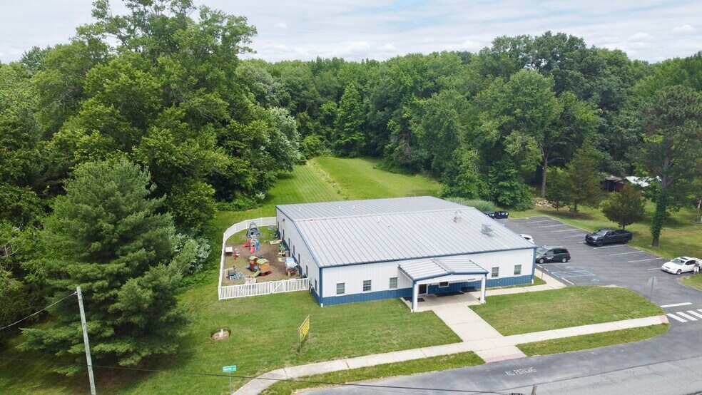 More Photos Of 21 North St, Hartly General Retail For Sale
