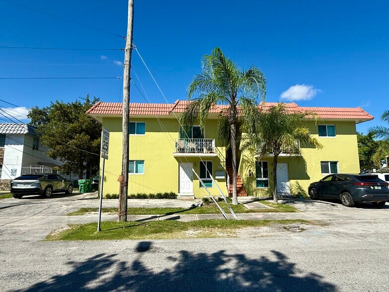 Primary Photo Of 4201 SW 7th St, Coral Gables Multifamily For Sale