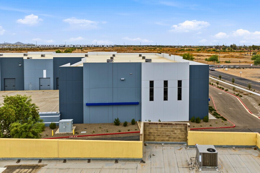 More Photos Of 6459 S Sossaman Rd, Mesa Warehouse For Lease
