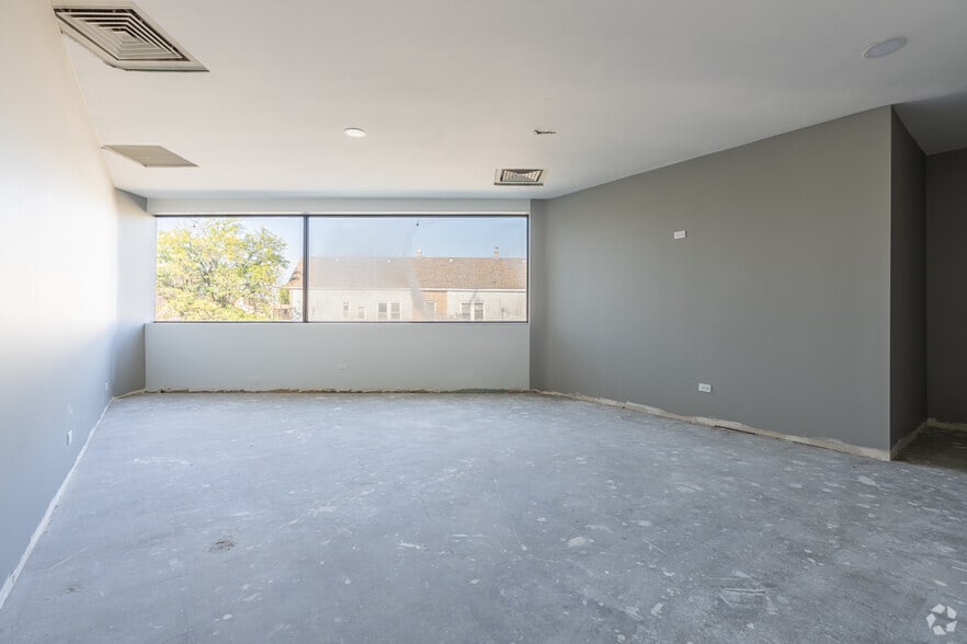 More Photos Of 4192 S Archer Ave, Chicago Bank For Sale