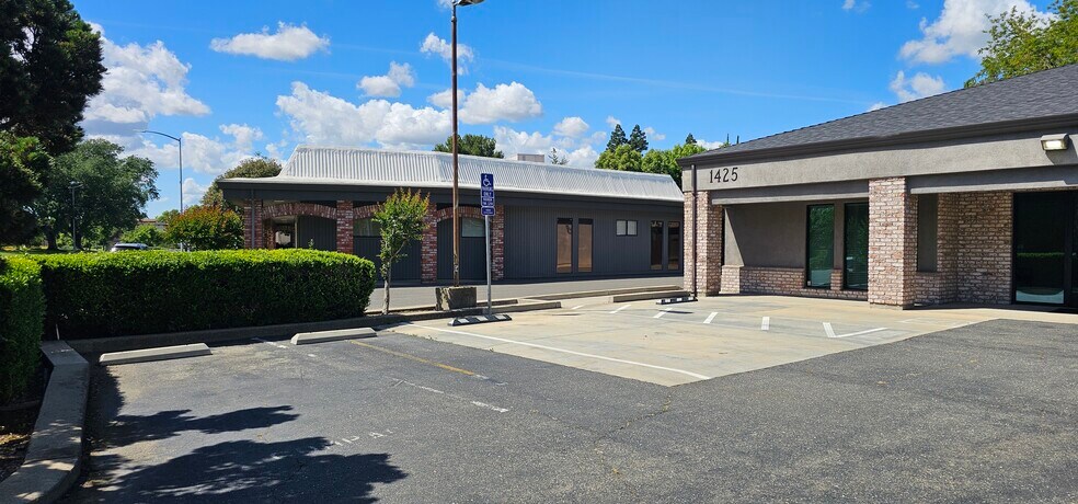More Photos Of 1425 Butte House Rd, Yuba City Office For Lease