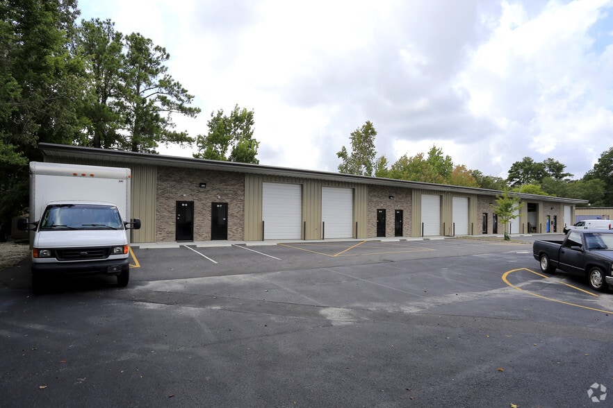 More Photos Of 5700 Dorchester Rd, North Charleston Flex For Lease