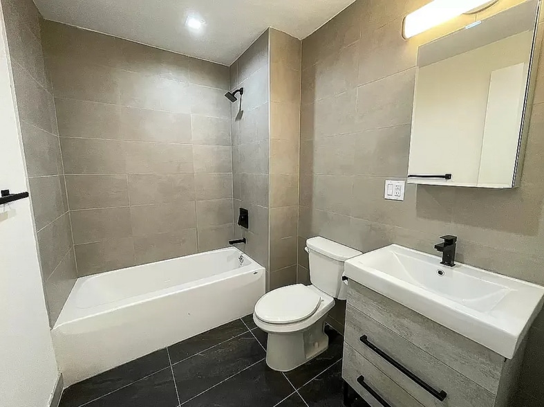 More Photos Of 363 Neptune Ave, Brooklyn Apartments For Sale