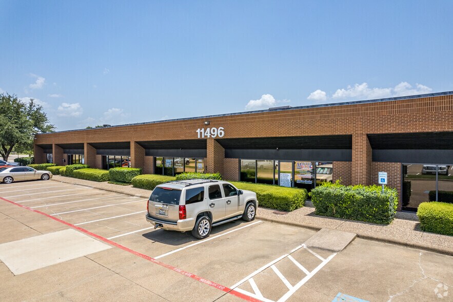 More Photos Of 11498 Luna Rd, Farmers Branch Office For Lease