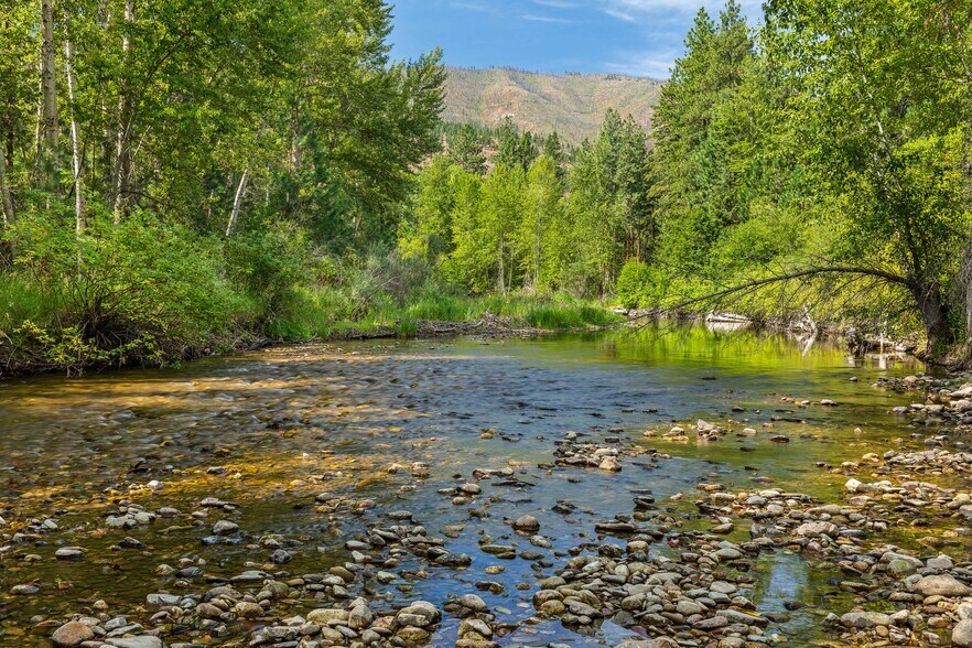 More Photos Of 9955 US Highway 12, Lolo Specialty For Sale