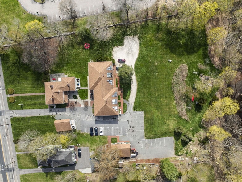 More Photos Of 21 Eliot St, Natick Office For Sale