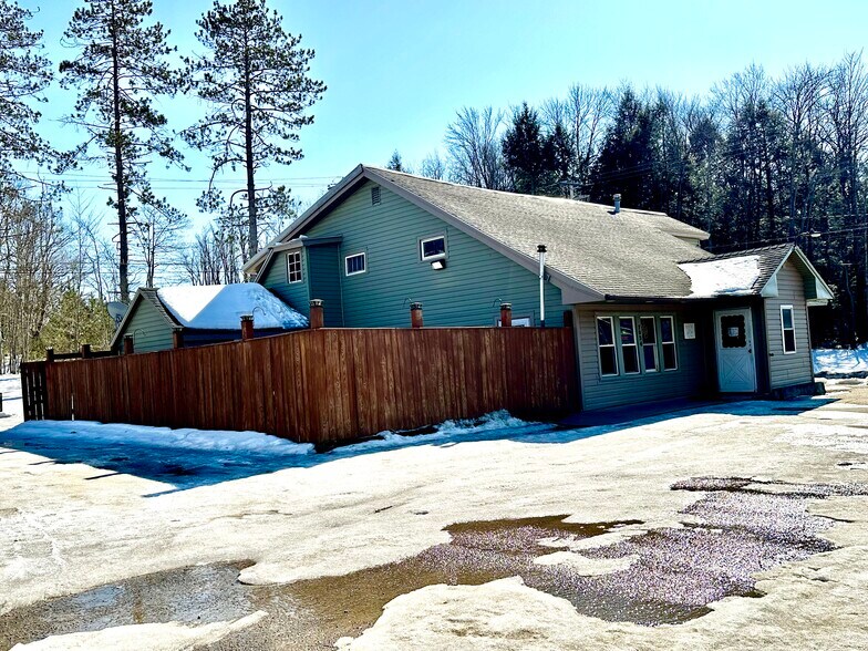 More Photos Of 7034 US-219 Hwy, Lewis Run Restaurant For Sale