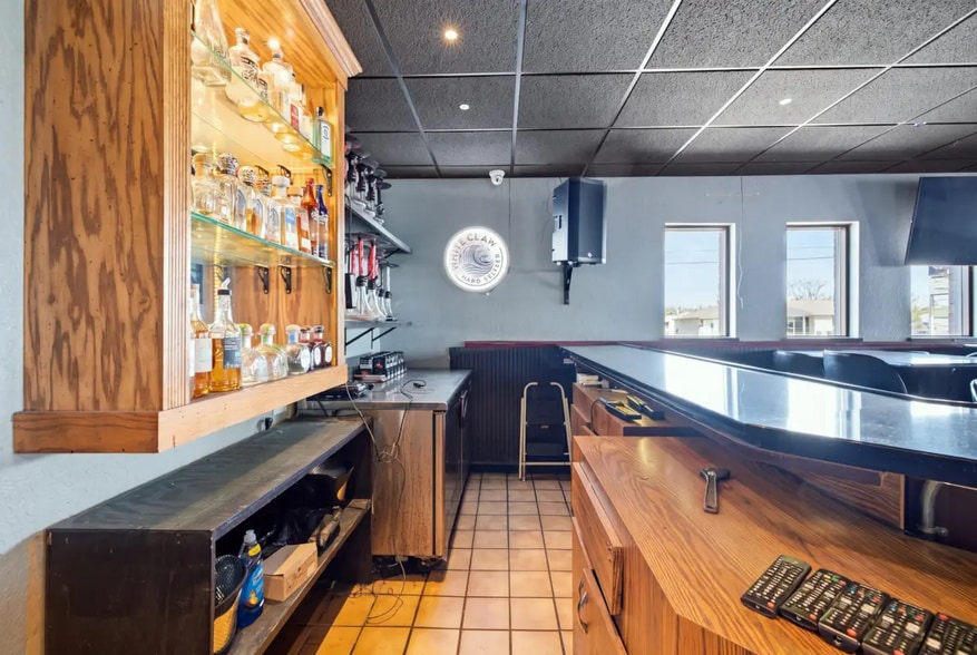 More Photos Of 8775 N 107th St, Milwaukee Restaurant For Sale