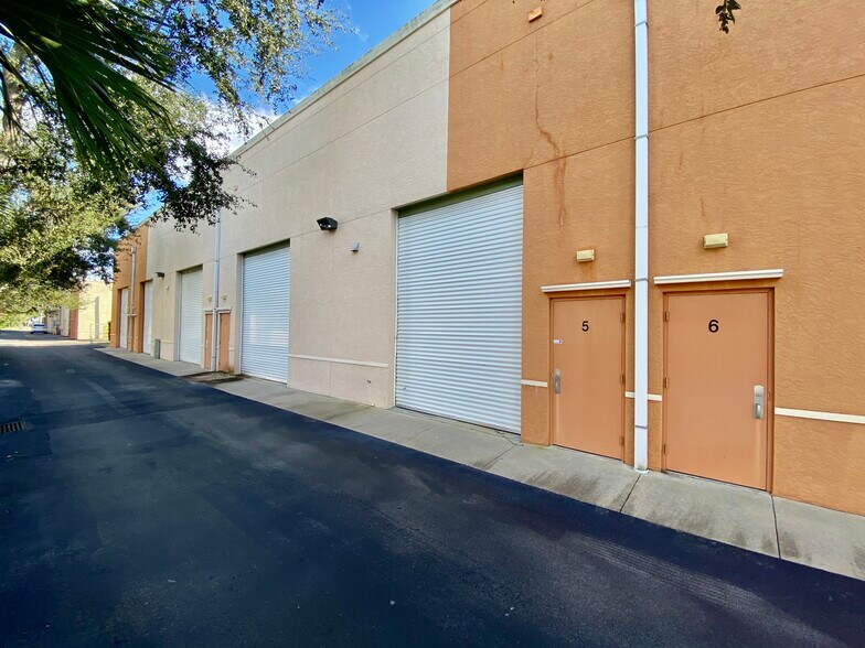 More Photos Of 1375 US Highway 1, Vero Beach Flex For Lease
