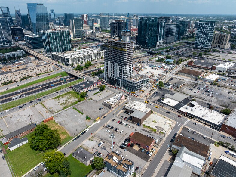 More Photos Of 215 15th Ave N, Nashville Land For Sale
