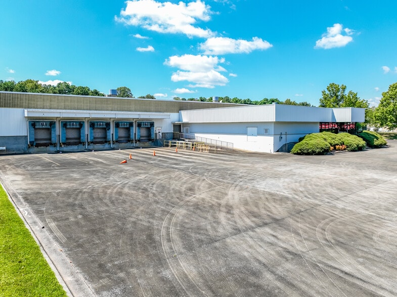 More Photos Of 1870 Highway 22 W, Alexander City Warehouse For Lease