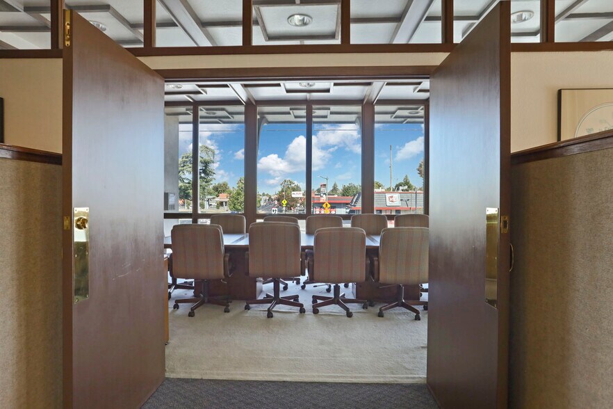 More Photos Of 200 W Harding Way, Stockton Office For Lease