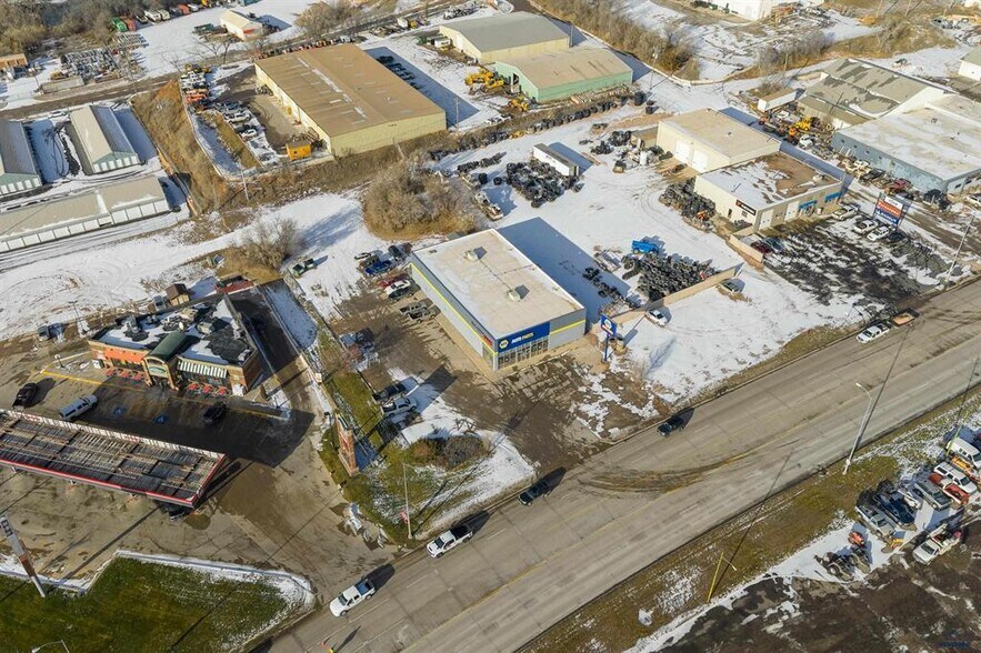 More Photos Of 631 Deadwood Ave, Rapid City Freestanding For Sale