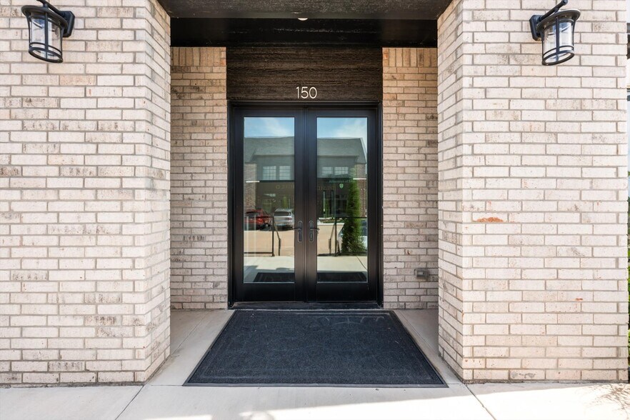 More Photos Of 3165 N Sooner Rd, Edmond Office For Sale