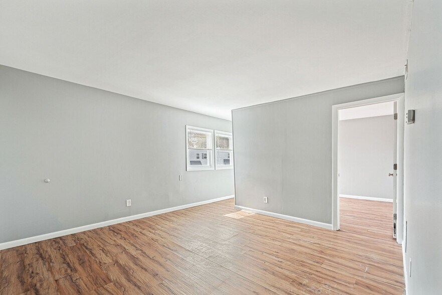 More Photos Of 415 Hamilton Ave, Blackwood Apartments For Sale
