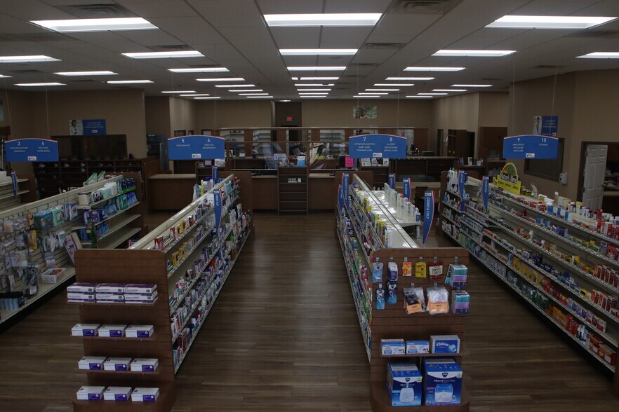 More Photos Of 1007 Bus Hwy 60 hwy, Dexter Freestanding For Sale