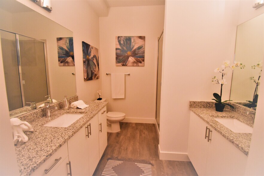 More Photos Of 201 SW Joan Jefferson Way, Stuart Apartments For Sale