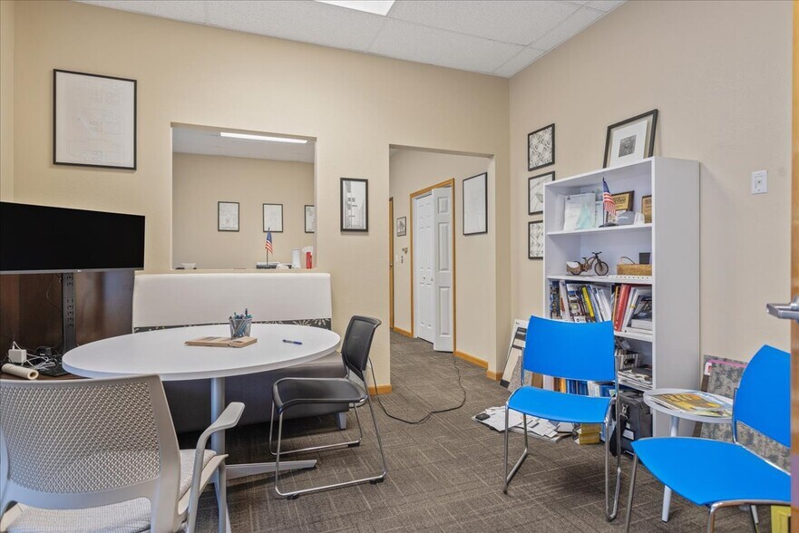 More Photos Of 1803-1807 Capitol Ave, Cheyenne Office For Sale