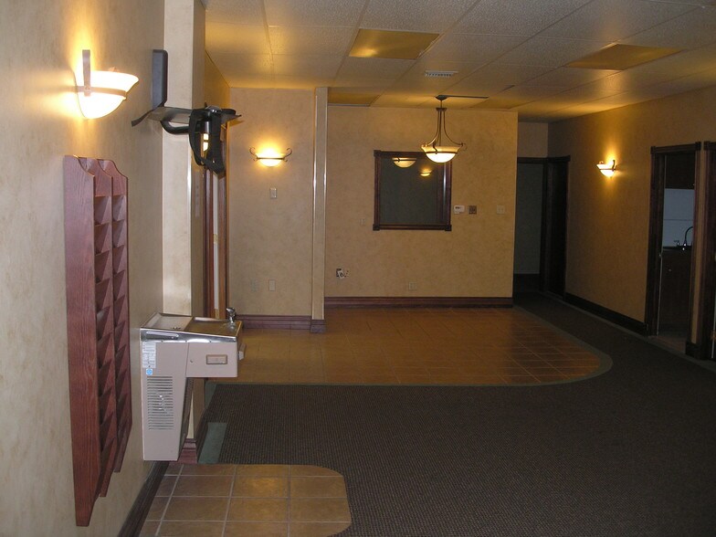 More Photos Of 2550 Washington Blvd, Ogden Office For Lease