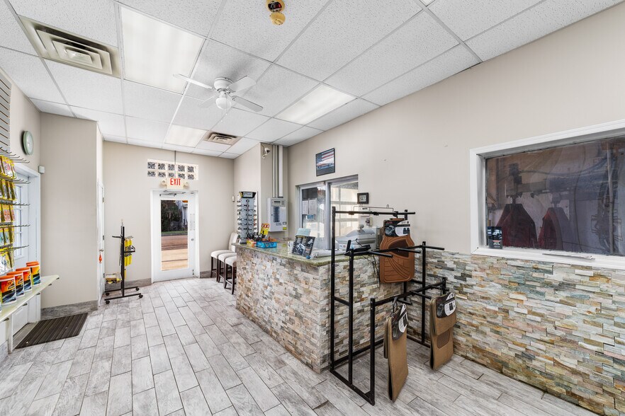 More Photos Of 17 Lincoln Ave, Jamesburg Carwash For Sale