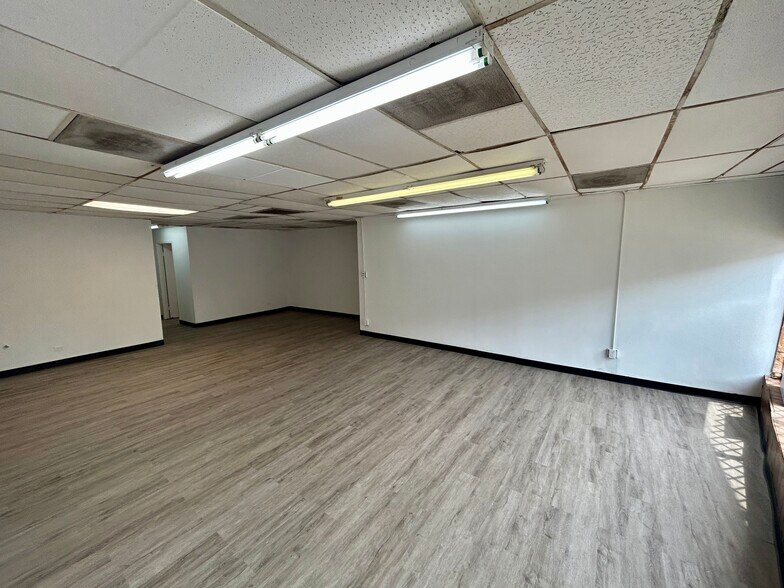 More Photos Of 5030-5034 W North Ave, Chicago Apartments For Lease