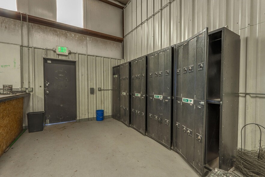 More Photos Of 24980 County Road 18.3, Trinidad Warehouse For Sale