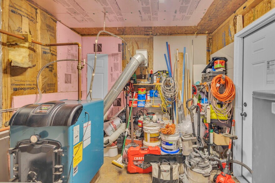 More Photos Of 106 Carr St, Nicholson Assisted Living For Sale