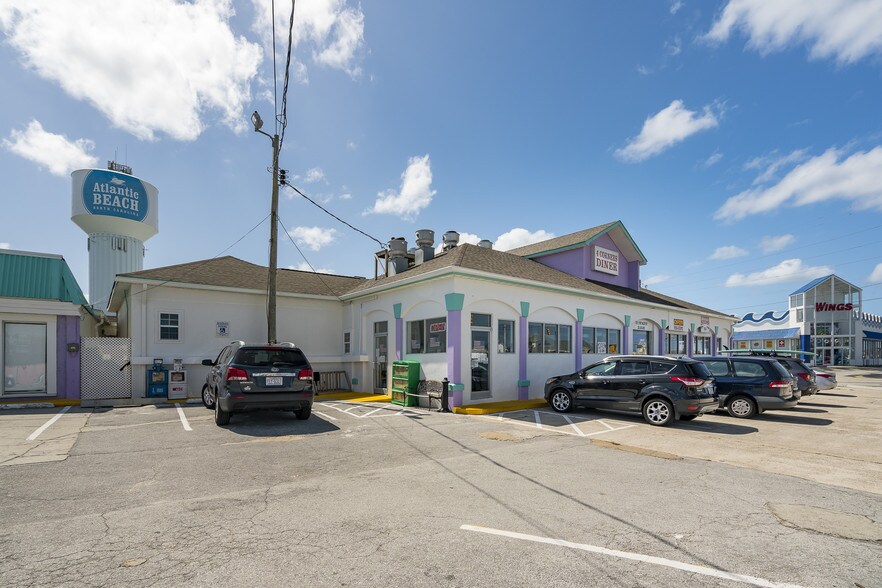 More Photos Of 100 E Fort Macon Rd, Atlantic Beach Restaurant For Sale