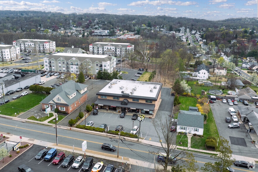 More Photos Of 886 Belmont Ave, North Haledon Storefront Retail Office For Lease