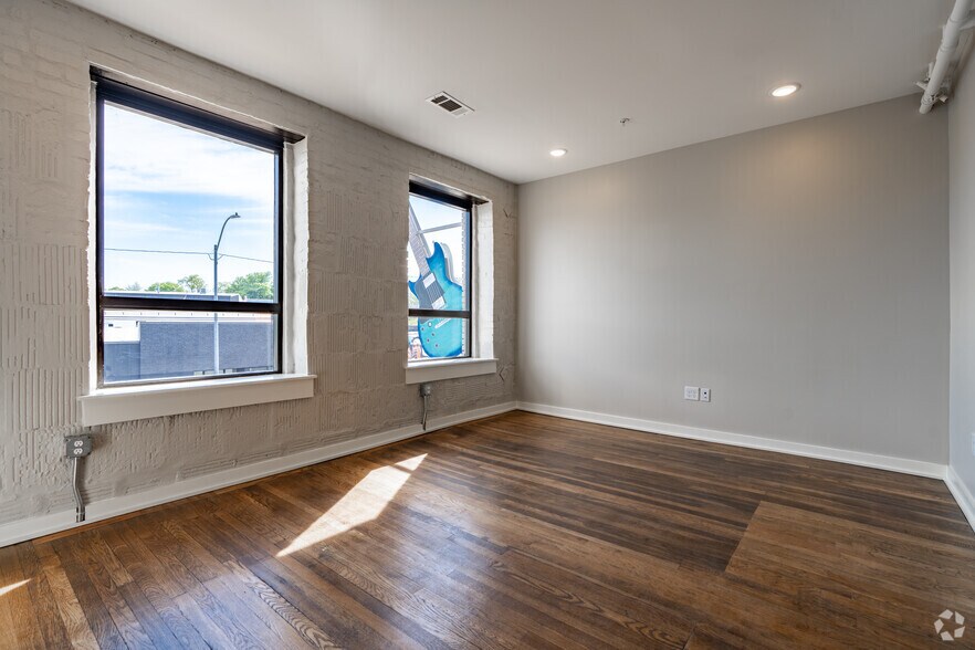 More Photos Of 628 Madison Ave, Memphis Apartments For Lease