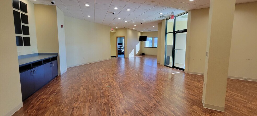 More Photos Of 2205 Forest Ave, Two Rivers Office Residential For Sale