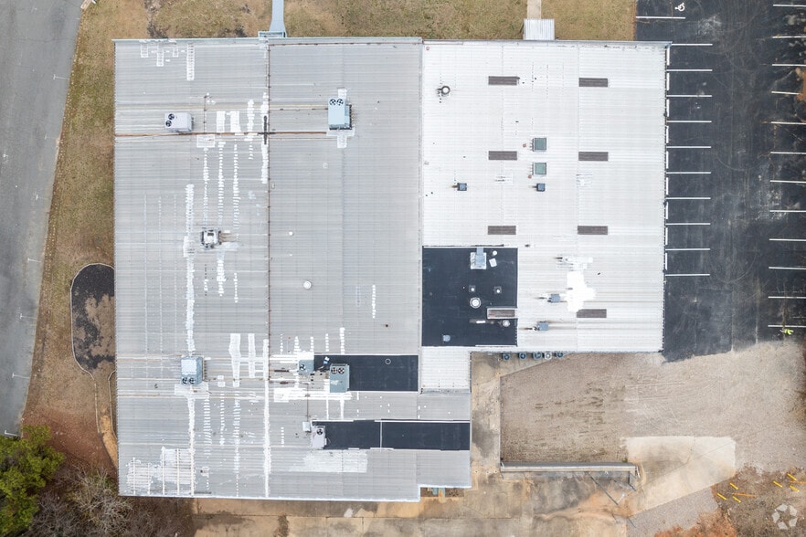 More Photos Of 3211 Bramer Dr, Raleigh Showroom For Sale