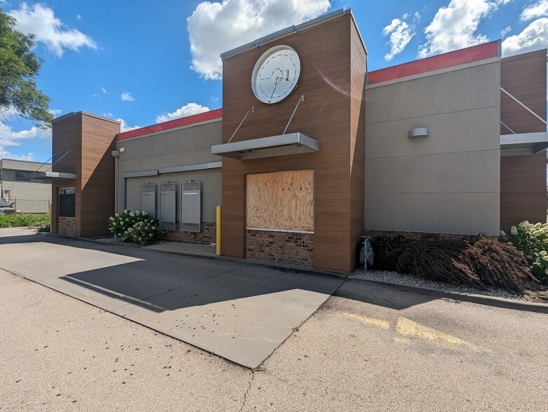 Primary Photo Of 1401 N Keowee St, Dayton Fast Food For Lease