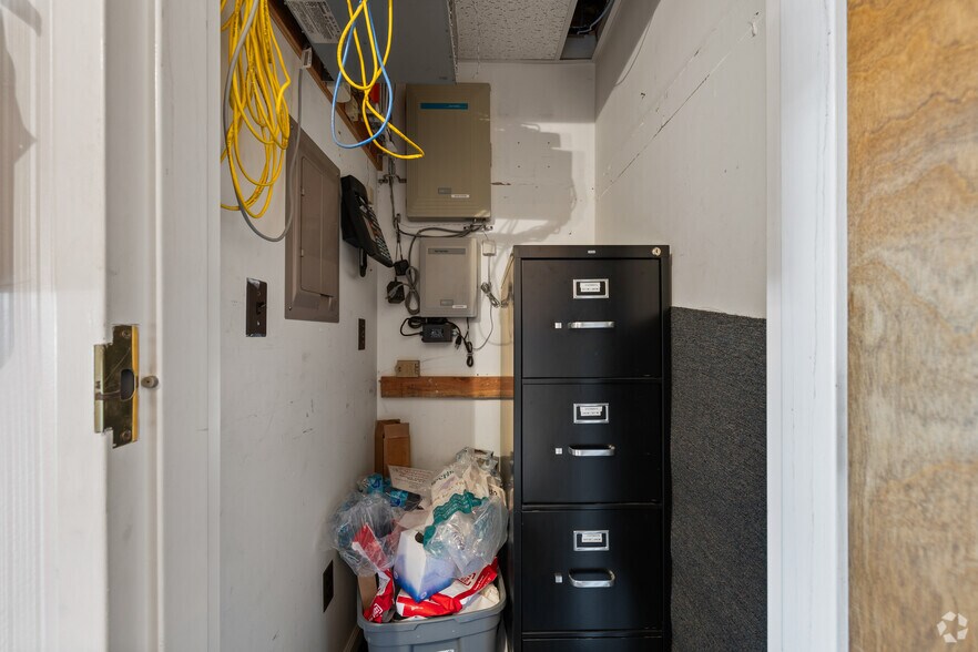 More Photos Of 31 Cherry St, Milford Office For Sale