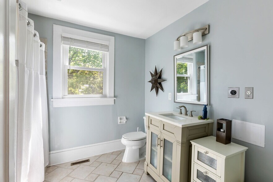 More Photos Of 1536 Folly Rd, Charleston Medical For Lease