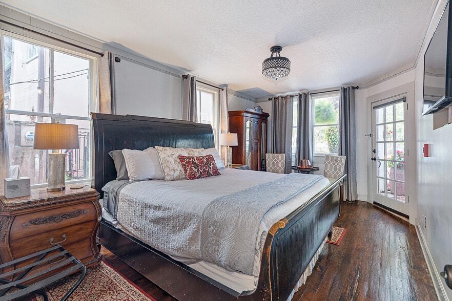 More Photos Of 44 Spanish St, Saint Augustine Hotel For Sale