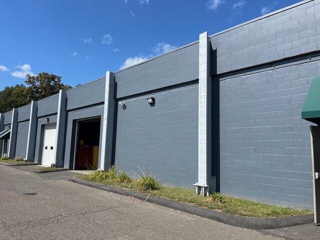 More Photos Of 374 West St, Bristol Manufacturing For Lease