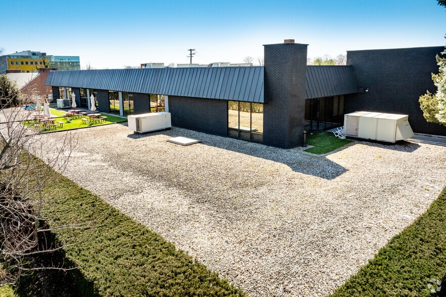 More Photos Of 1 Crossways Park Dr, Woodbury Warehouse For Sale