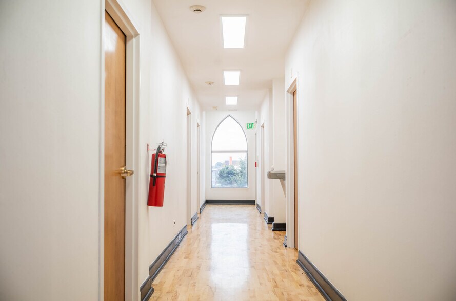 More Photos Of 910 Galapago St, Denver Office For Sale