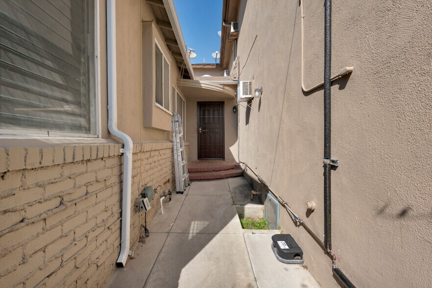 More Photos Of 4316 Edenhurst Ave, Los Angeles Apartments For Sale