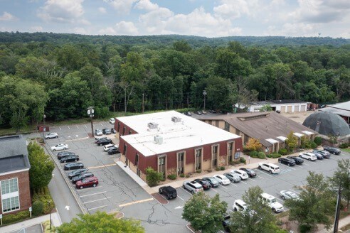 More Photos Of 201 S Livingston Ave, Livingston Medical For Lease