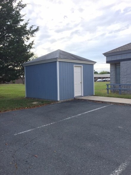 More Photos Of 9506 Hospital Ave, Nassawadox Medical For Sale