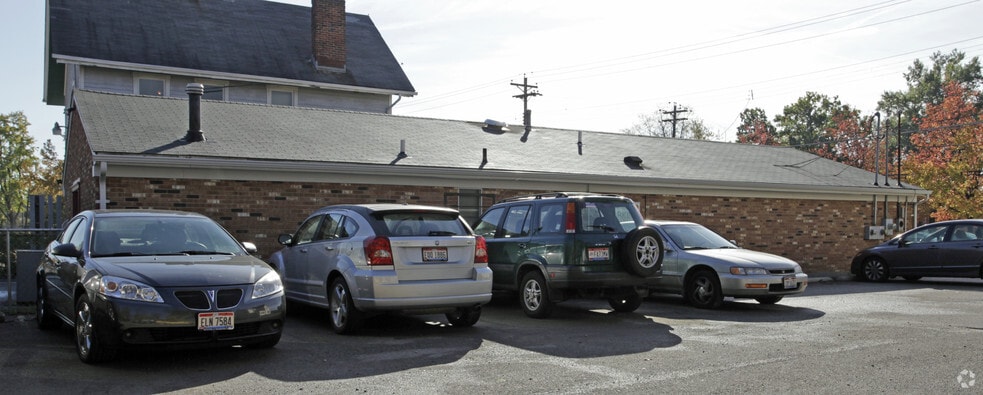 More Photos Of 7351 Montgomery Rd, Cincinnati Office For Lease