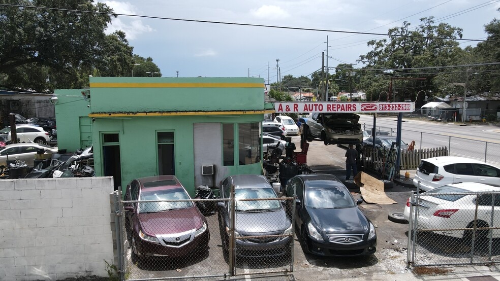 More Photos Of 7279 N Nebraska Ave, Tampa Auto Repair For Sale