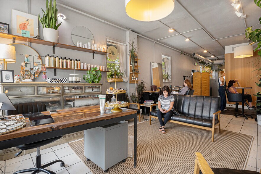 More Photos Of 5218-5220 W 25th Ave, Edgewater Apartments For Sale