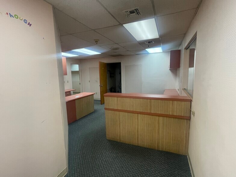 More Photos Of 1150 Portion Rd, Holtsville Medical For Lease