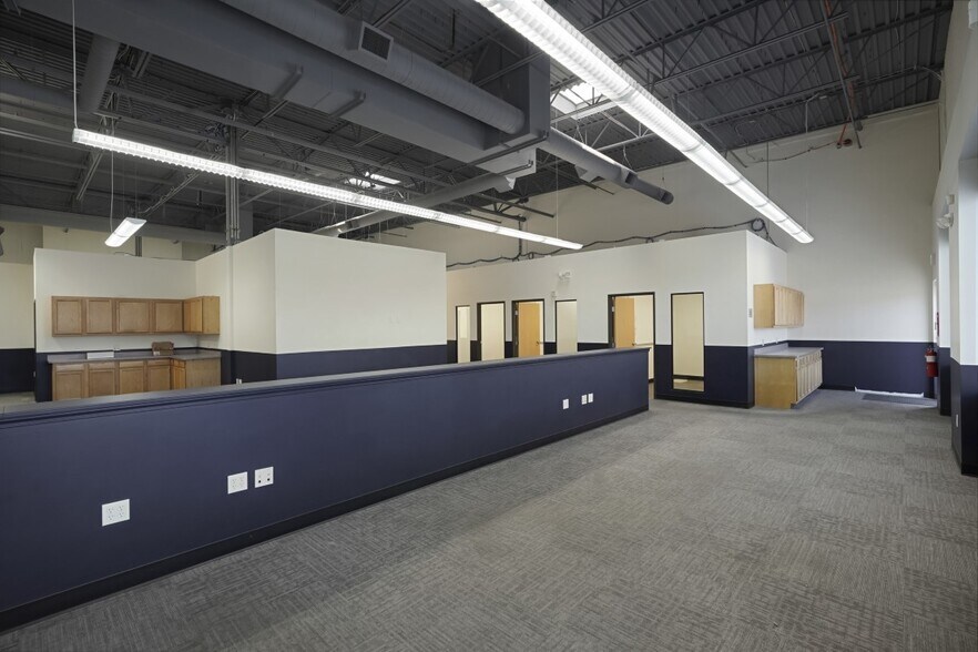 More Photos Of 10835 Dover St, Westminster Unknown For Lease