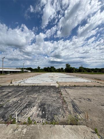 Primary Photo Of 2018 W Shawnee St, Muskogee Land For Sale