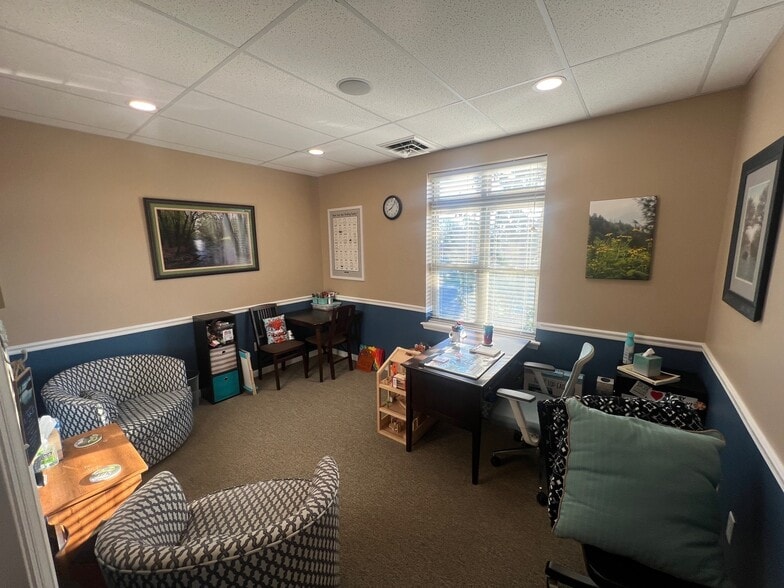 More Photos Of 5720 Gateway, Mason Loft Creative Space For Sale