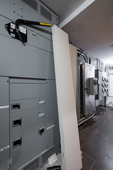 More Photos Of 3140 S Indiana Ave, Chicago Apartments For Sale